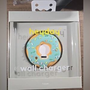 heyday Donut Design Wall Charger - Blue and Orange
